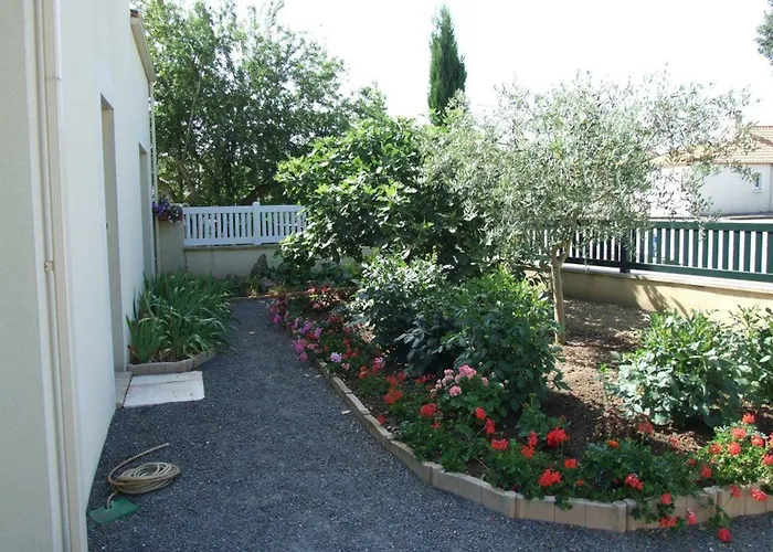 Дом отдыха Confortable Entre Nantes Et La Avec Parking Securise Et Coin Detente Prive - Fr-1-306-885